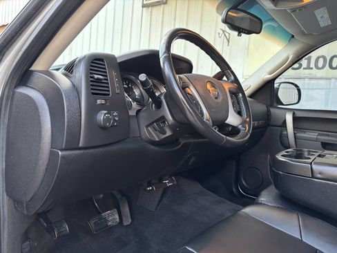 Used 2011 Chevrolet Silverado 1500 LT w/ Texas Edition image 13