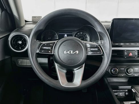 Used 2024 Kia Forte LXS FWD image 17