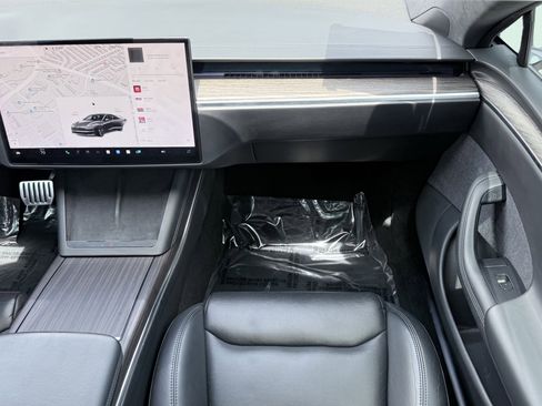 Used 2022 Tesla Model S AWD/4WD image 54