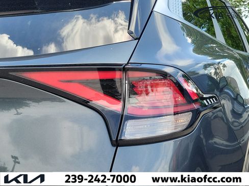 Certified 2023 Kia Sportage EX FWD image 10