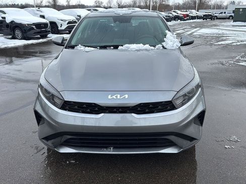 Used 2023 Kia Forte LXS image 9