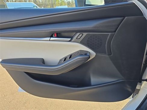 New 2026 MAZDA MAZDA3 2.5 S Preferred image 24