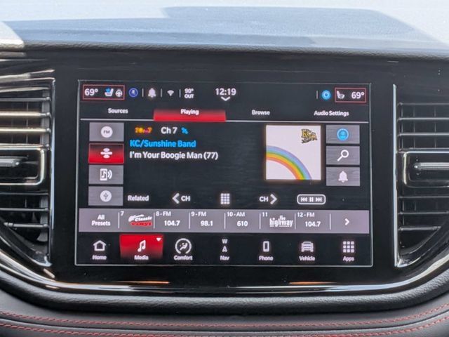 Used 2024 Dodge Durango GT AWD/4WD image 21