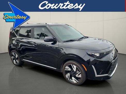 Used 2024 Kia Soul GT-Line FWD image 1