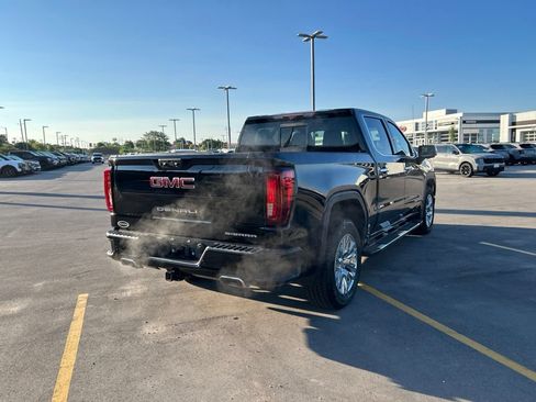 Used 2025 GMC Sierra 1500 Denali w/ Technology Package AWD/4WD image 6