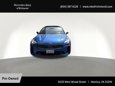 Used 2018 Kia Stinger GT1 AWD/4WD image 2