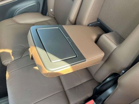 Used 2024 Volvo XC90 T8 Plus w/ Protection Package Premier image 10