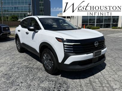 Used 2025 Nissan Kicks S