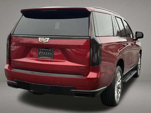 Used 2021 Cadillac Escalade Premium Luxury AWD/4WD image 6