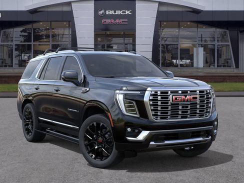 New 2026 GMC Yukon Denali w/ Sun & Power Step Package image 7