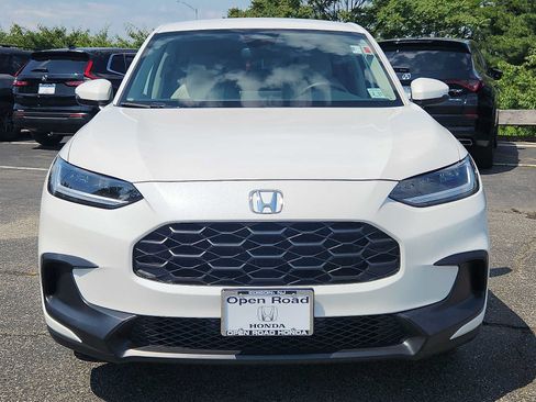Used 2026 Honda HR-V LX image 2