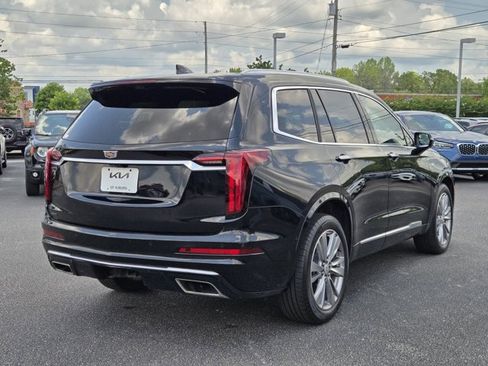 Used 2023 Cadillac XT6 Premium Luxury w/ Platinum Package AWD/4WD image 8