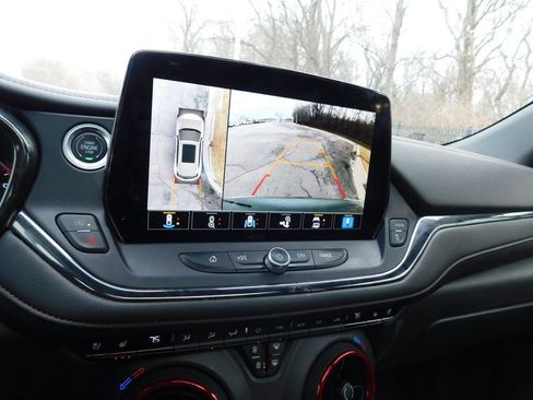 Certified 2023 Chevrolet Blazer RS w/ Driver Confidence II Package image 11