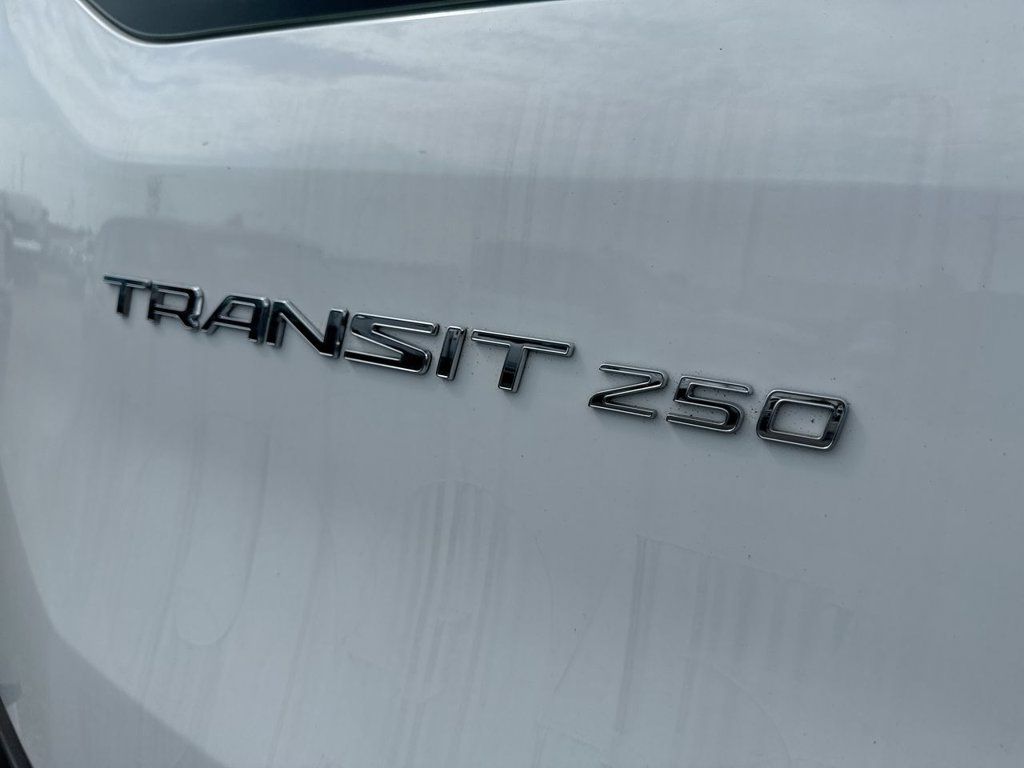 Used 2025 Ford Transit 250 Low Roof w/ Exterior Upgrade Package RWD image 9