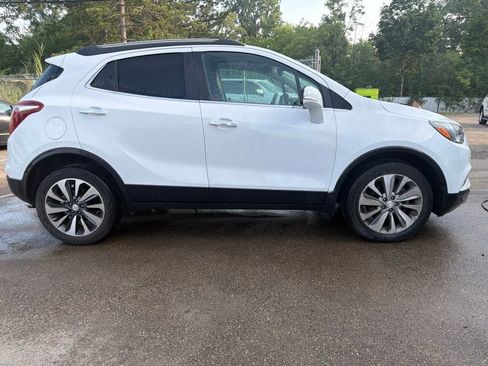 Used 2019 Buick Encore Essence AWD/4WD image 4