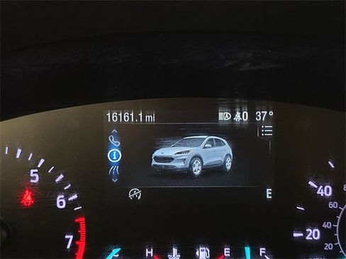 Used 2020 Ford Escape SEL image 13