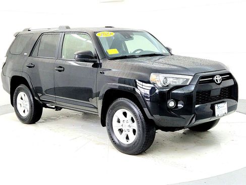 Used 2024 Toyota 4Runner SR5 image 7