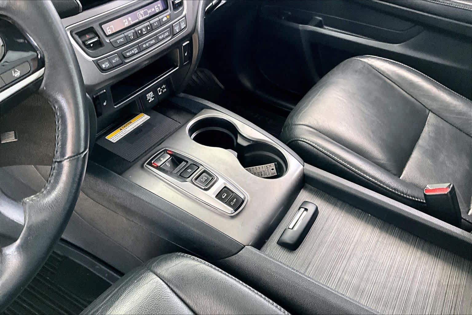 Used 2022 Honda Pilot Special Edition image 17