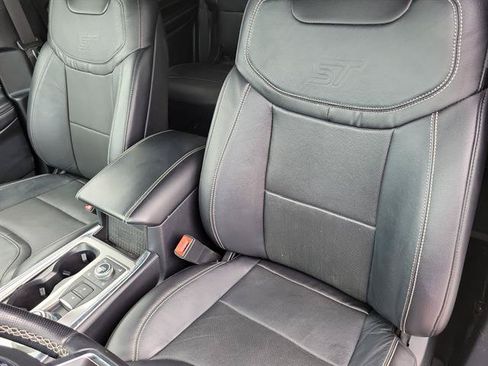 Used 2020 Ford Explorer ST w/ Premium Technology Package AWD/4WD image 5