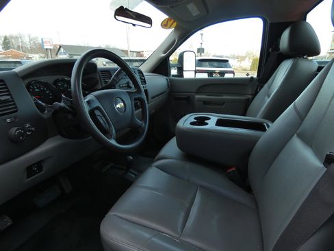 Used 2012 Chevrolet Silverado 2500 W/T image 12