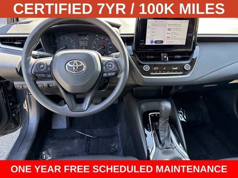 Used 2025 Toyota Corolla LE w/ Convenience Package FWD image 17