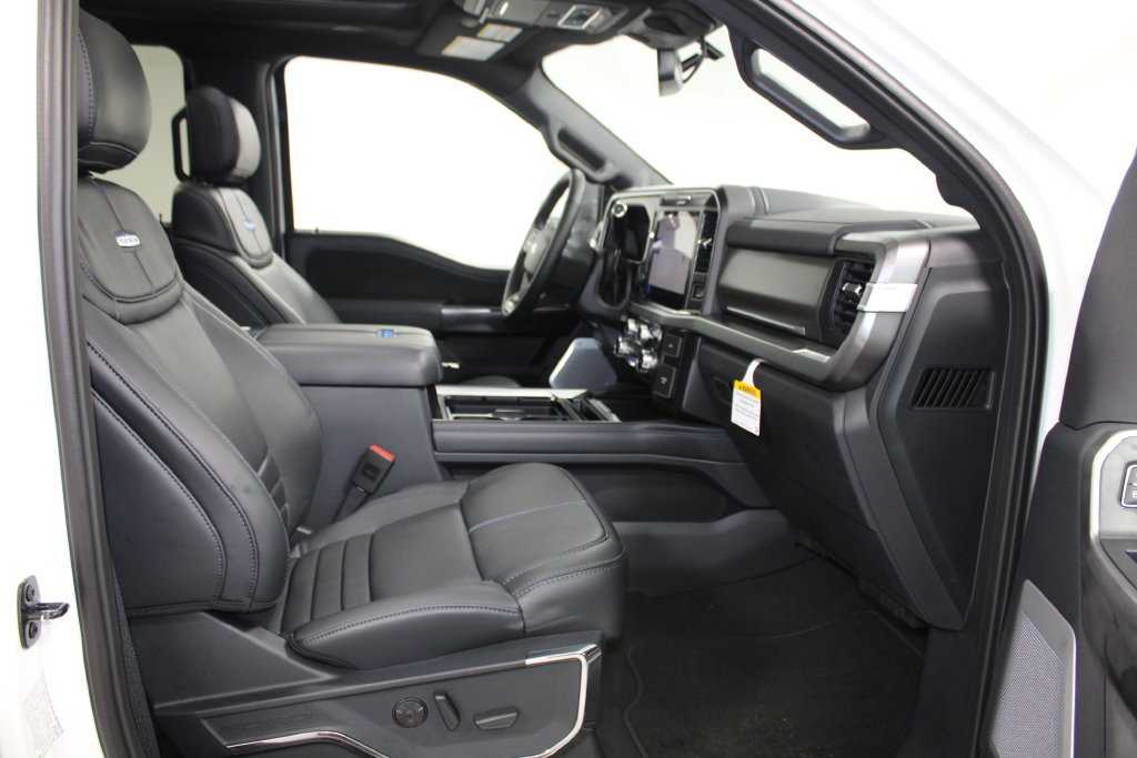 New 2026 Ford F250 Platinum AWD/4WD image 32