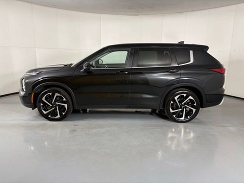 Used 2024 Mitsubishi Outlander SE FWD image 5