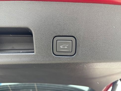 New 2026 Chevrolet Traverse LT w/ Enhanced Driving Package image 18