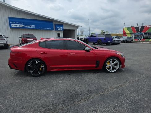 Used 2019 Kia Stinger GT1 AWD/4WD image 6
