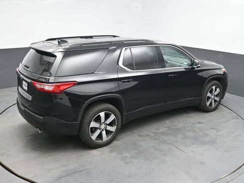 Used 2019 Chevrolet Traverse LT w/ LT Premium Package AWD/4WD image 37