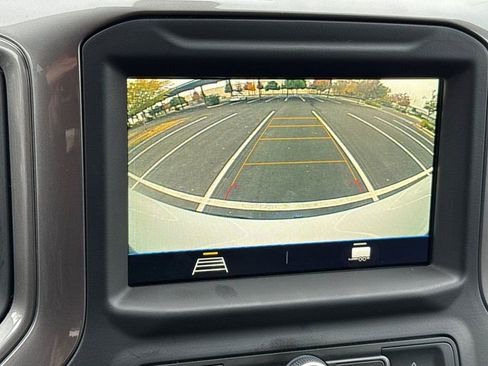 Used 2019 Chevrolet Silverado 1500 Custom Trail Boss w/ Custom Convenience Package image 28