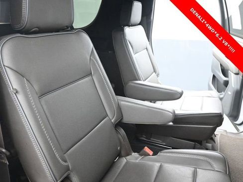 Used 2022 GMC Yukon XL Denali image 21