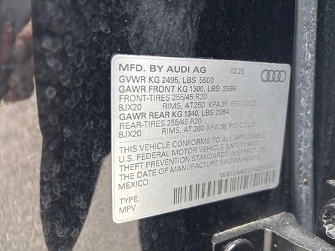Used 2025 Audi Q5 Premium Plus w/ Premium Plus AWD/4WD image 35