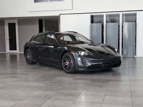 Certified 2023 Porsche Taycan GTS AWD/4WD image 7