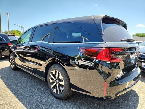 New 2026 Honda Odyssey EX-L image 4