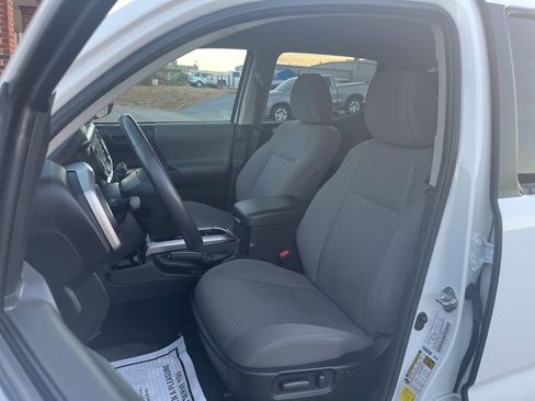 Used 2023 Toyota Tacoma SR5 image 18