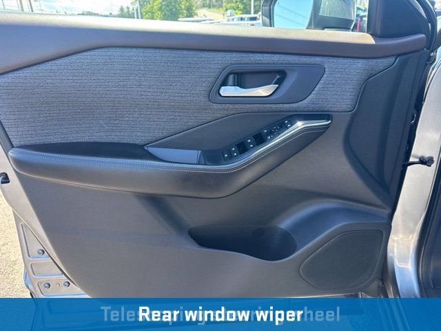 Used 2022 Nissan Rogue SV FWD image 18