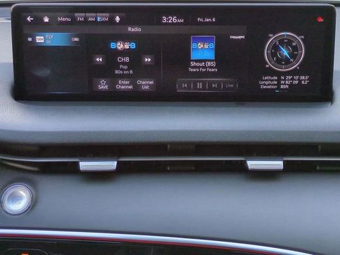 Certified 2025 Genesis GV70 3.5T Sport image 25