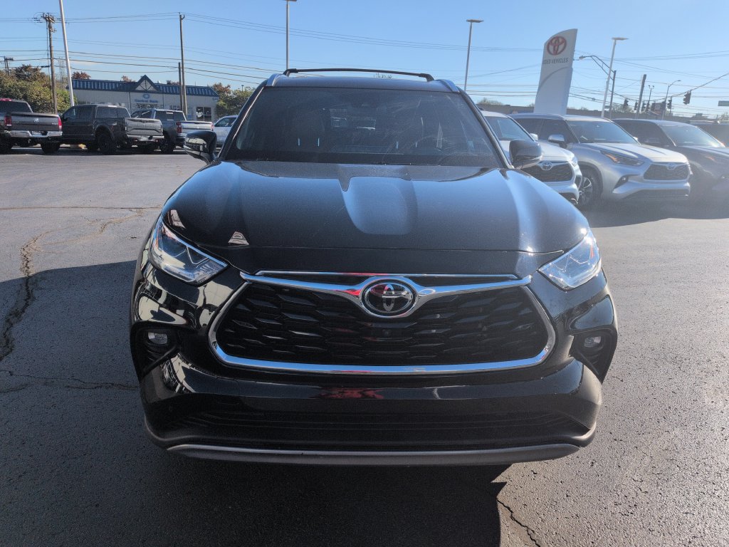 Used 2022 Toyota Highlander Platinum AWD/4WD image 8