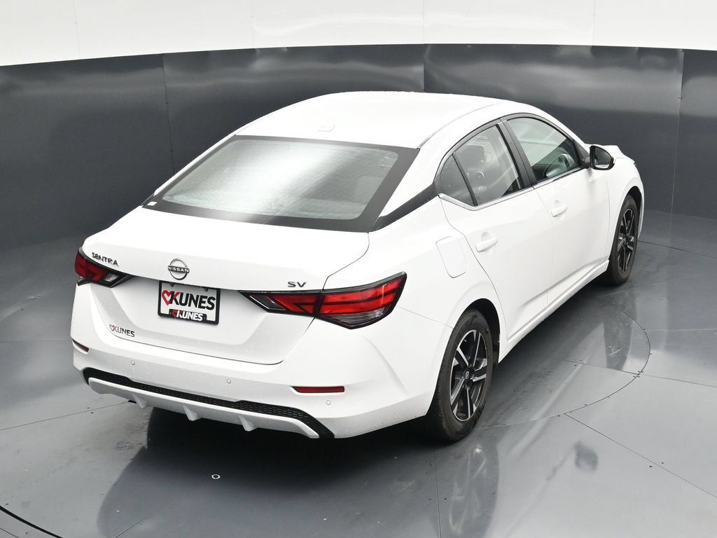 Used 2024 Nissan Sentra SV FWD image 41