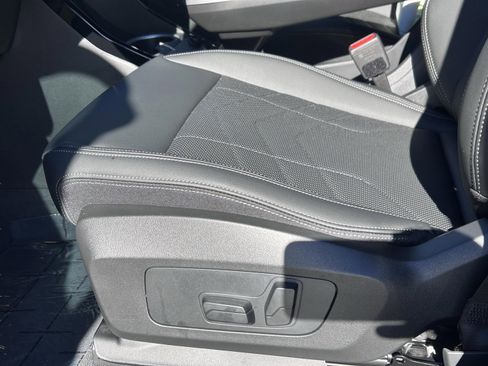 New 2026 BMW X1 xDrive28i w/ Technology Package image 25