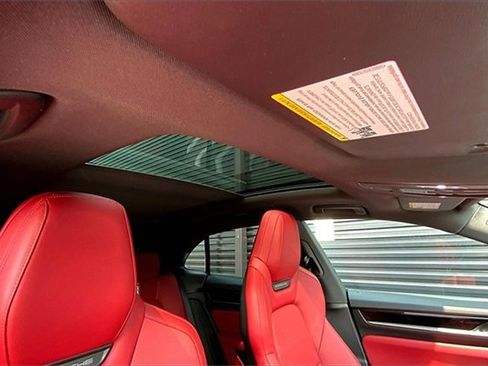 New 2025 Porsche Macan 4S Electric image 32