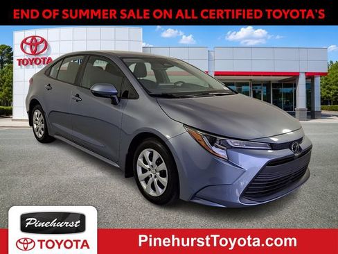 Certified 2025 Toyota Corolla LE FWD image 1