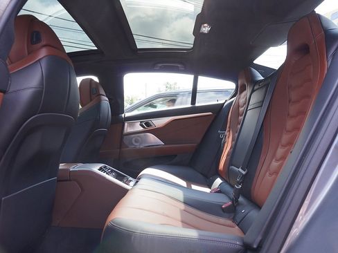 Used 2025 BMW M850i xDrive image 49