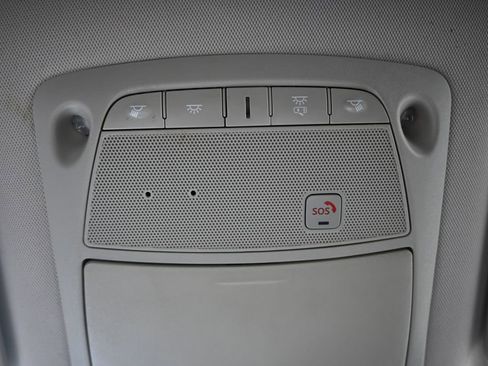 Used 2020 Nissan Pathfinder SL image 36