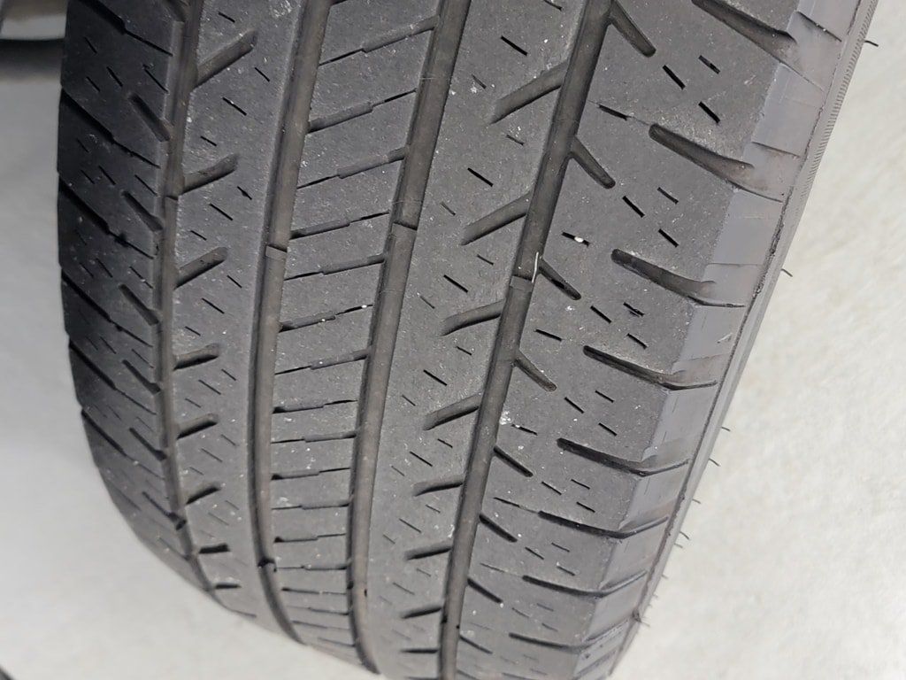 Used 2013 Jeep Grand Cherokee Laredo AWD/4WD image 31