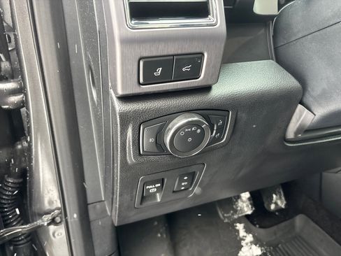 Used 2021 Ford Expedition Platinum image 14