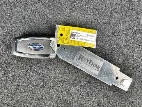 Used 2021 Ford Explorer XLT w/ Equipment Group 202A RWD image 27