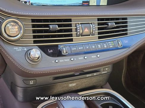 Used 2018 Lexus LS 500 AWD w/ Interior Upgrade Package image 28