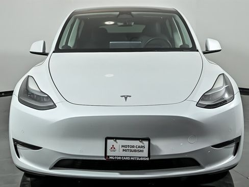 Used 2022 Tesla Model Y Performance AWD/4WD image 4